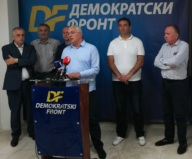 Миливоје Катнић уходио Демократски фронт?